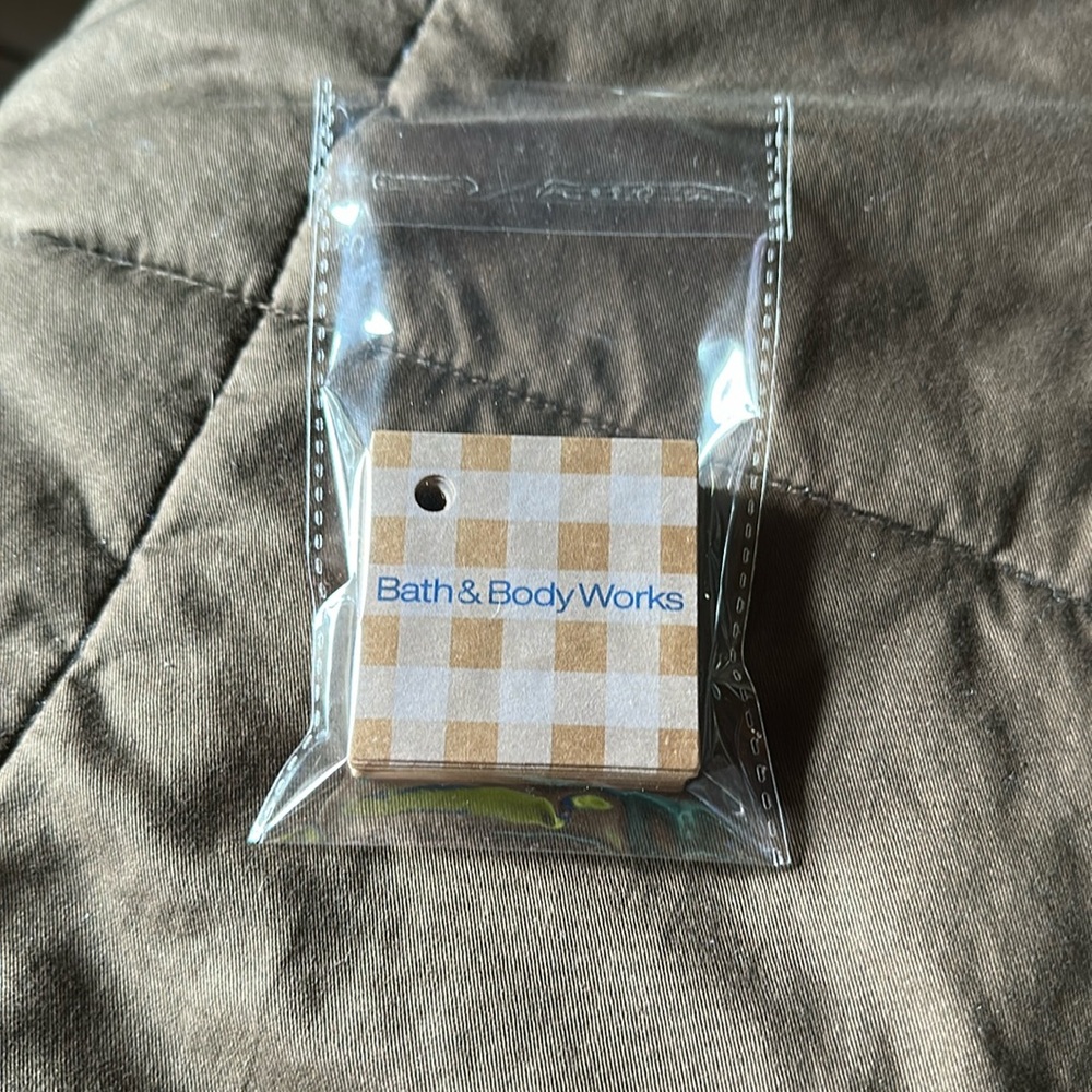Bath & Body Works Small Cardboard Gingham Gift Tags